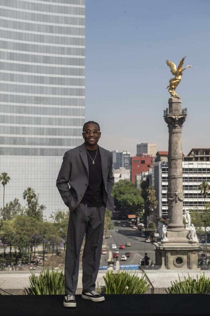 Authentic Musical Performances Blues Artists Blues Listening Blues Renaissance Blues Soundtrack Blues Styles Buddy Guy Lola Kirke