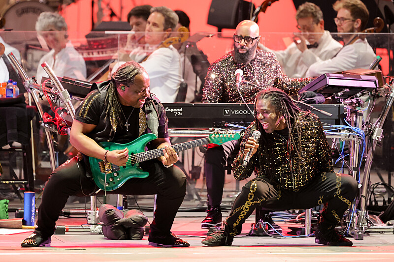 Hollywood Bowl Hosts Earth, Wind & Fire GRAMMY Celebration (Photos)