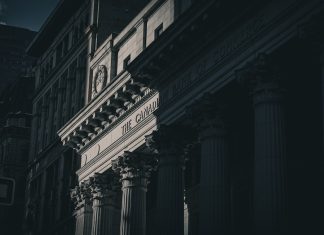 Warner Music Partners with Suno to Pioneer AI-Generated Music Framework