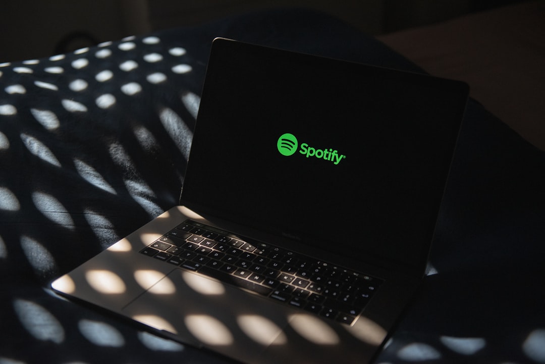 Spotify Launches Music Videos for Premium Users in US and Canada